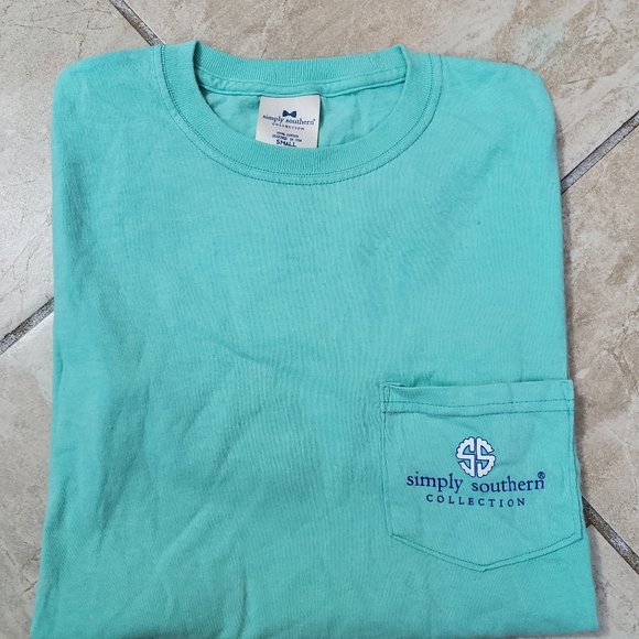 Simply Southern Elephant T-shirt - Picture 2 of 2